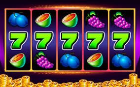 Tampilan meja baccarat Starlight Princess di aplikasi mantis 88 dengan dealer profesional dan antarmuka mobile